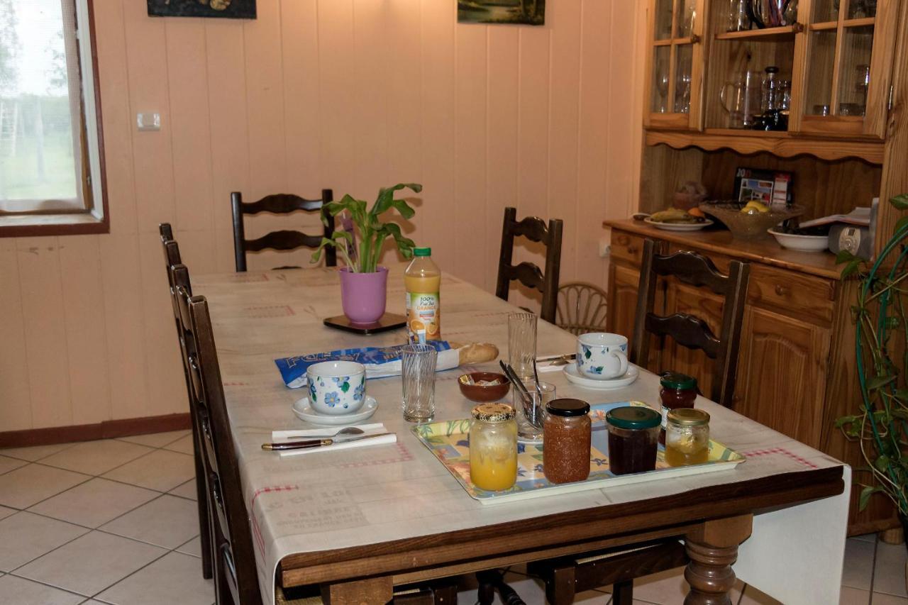 Bed and Breakfast Le Pre De Luceau Blet Екстер'єр фото